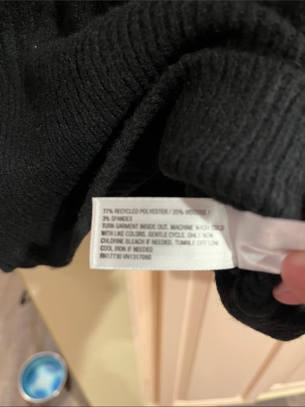 Universal Thread Black Cable-Knit Hooded Zip Cardigan - Picture 4 of 6